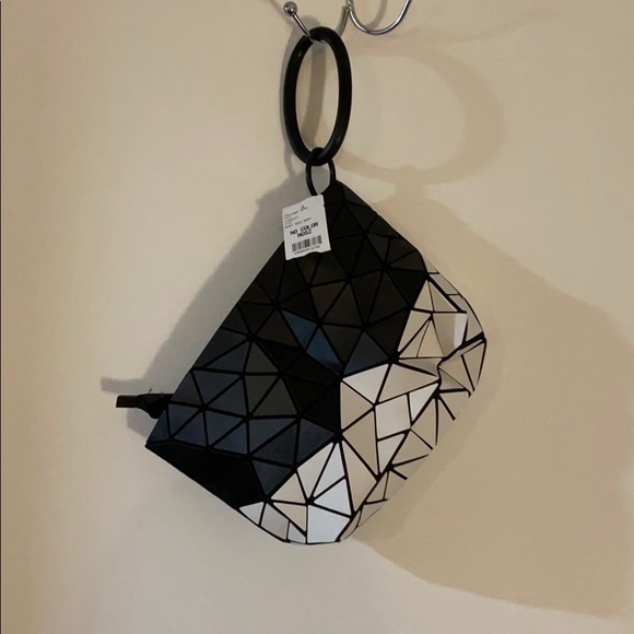 Black and white purse - Picture 2 of 5